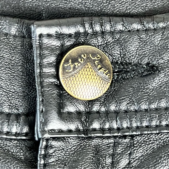 Free People Vegan Leather Pant With Zips Size 4 Black Goth Grunge Witchycore - Picture 10 of 15